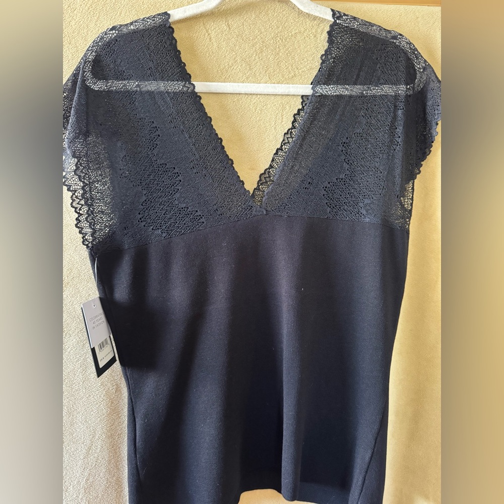 Nicole Miller Black Knit Top/Sweater with Lace Detail Size L - Picture 7 of 13